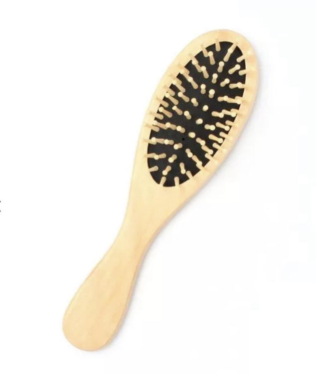 Picture of HD451 / 4512 WOODEN BRUSH WITH WOODEN PINS 22CM